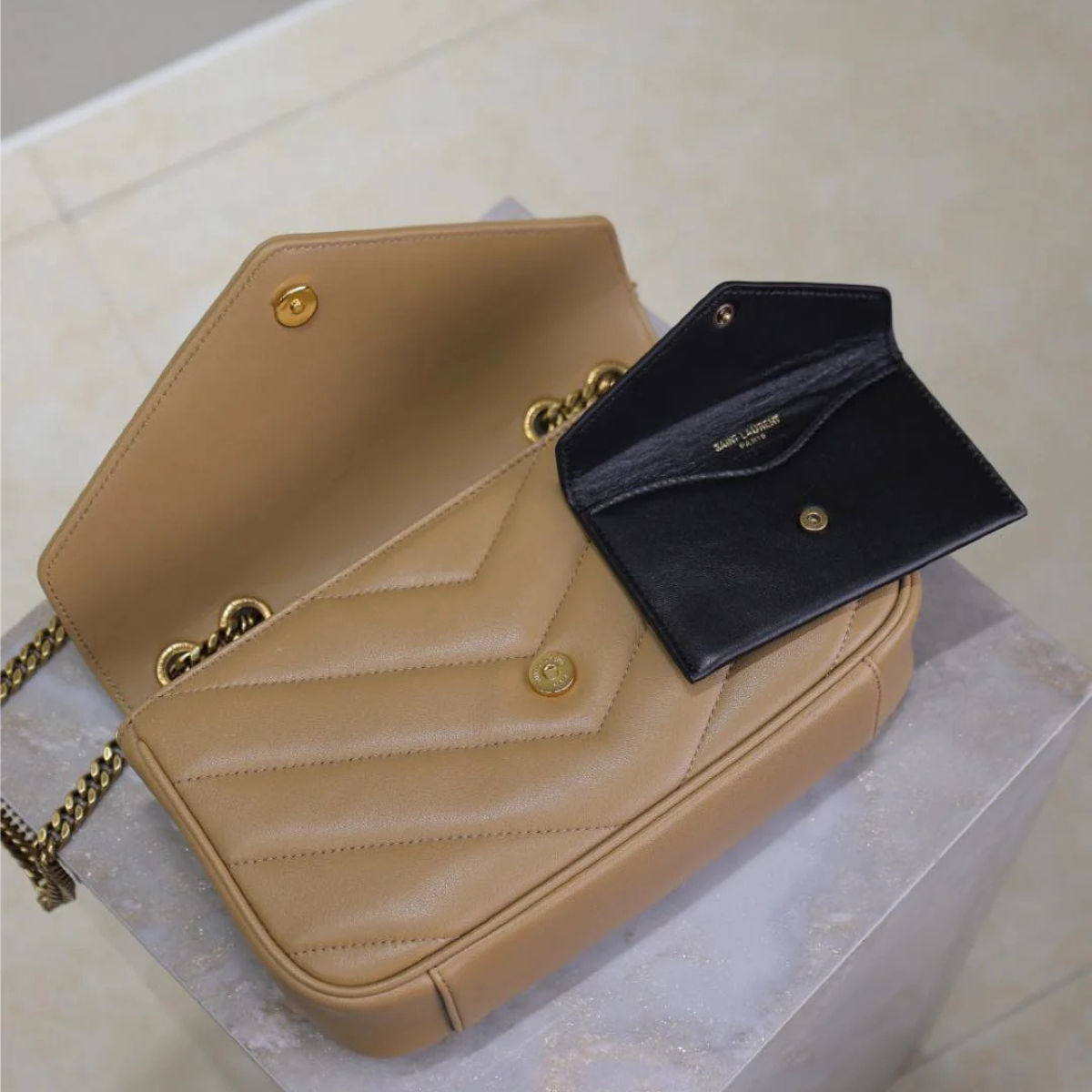 SAINT LAURENT LOULOU SMALL MATELASSÉ LAMBSKIN BAG