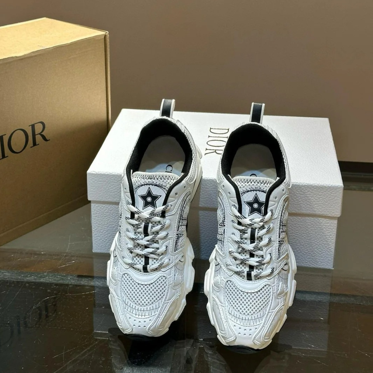 DIOR CHRONO SNEAKER