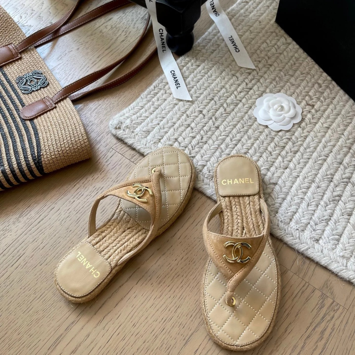CHANEL 25 FLIP FLOP SANDALS BEIGE SUEDE CALFSKIN ESPADRILLE