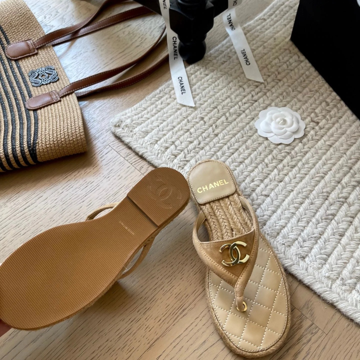 CHANEL 25 FLIP FLOP SANDALS BEIGE SUEDE CALFSKIN ESPADRILLE